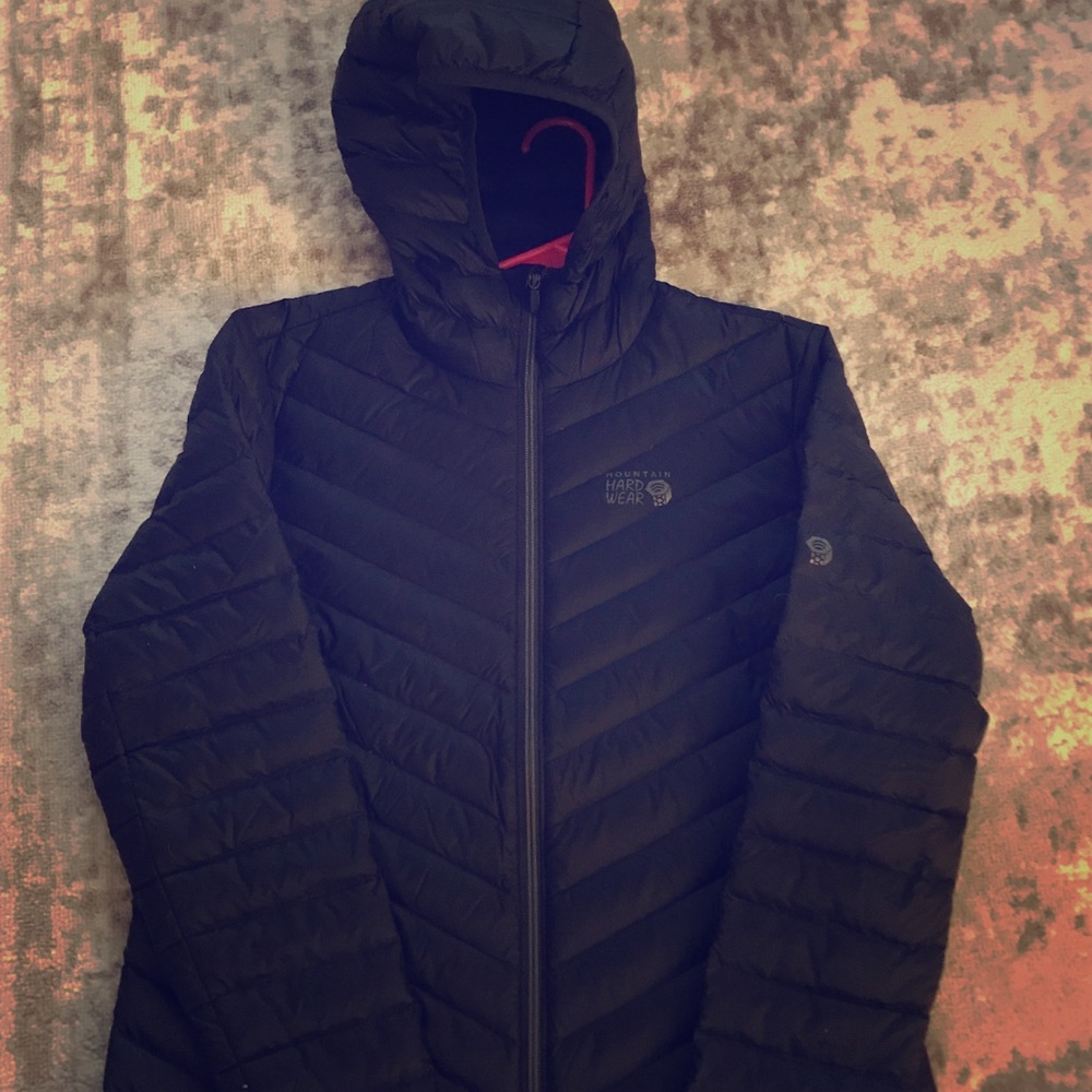 Mountain Hardwear black down puffy jacket so L